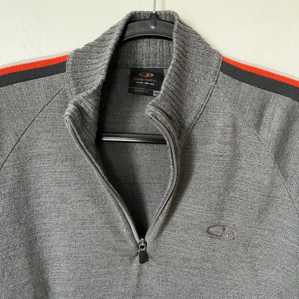Icebreaker Sport 320 Merino Wool 1/4 Zip Sweater Mens Large Gray Orange Stripe